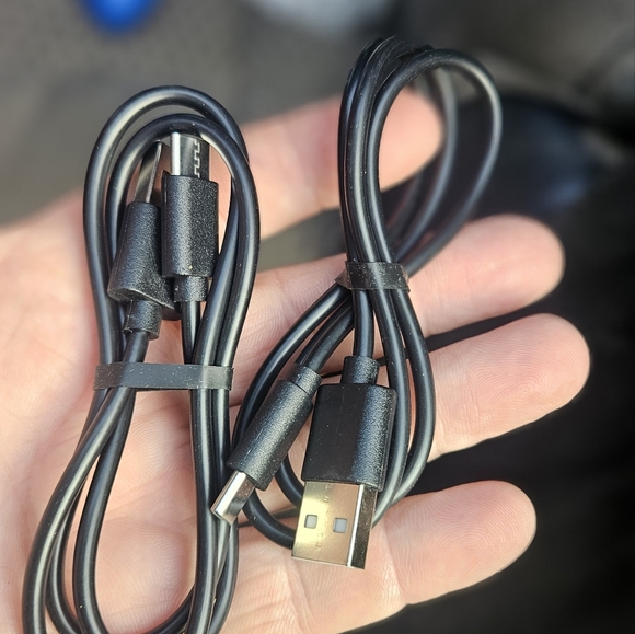 Vibrant Red and Blue Gaming Controllers - Picture 15 of 16